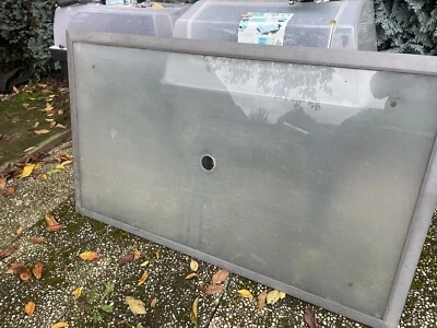 Gartentisch mit Glasplatte - Bild 1 von 3