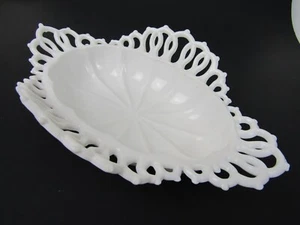Open Lace Edge White Milk Glass Oval Console Bowl Vintage - Picture 1 of 11