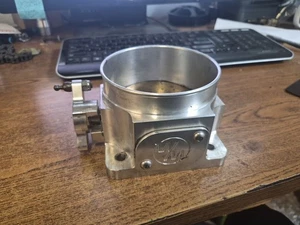 Wilson Manifolds 105Mm Single Blade Throttle Body P/N 471105 - Bild 1 von 7