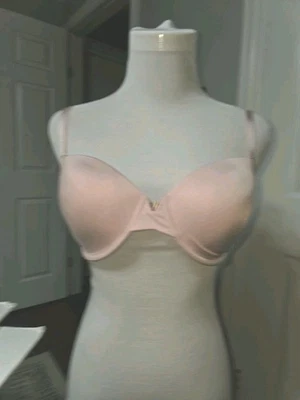 Victoria's Secret 32DDD Pink  Multipositions Bra - Image 1 of 4