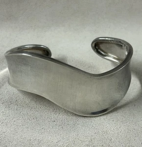 Brazalete ondulado de plata de ley Taxco de colección - Imagen 1 de 7