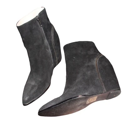 Ботинки Sol Sana черные замшевые с заостренным носком на танкетке каблуке б/у в отличном состоянии размер 39 8  - Изображение 1 из 4