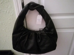 Time and Tru Women's Faux Leather Handbag Purse Black Slouchy Shoulder Bag NWT - Picture 1 of 3