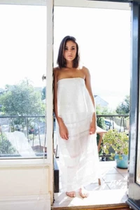 Elliatt Crested Sheer Overlay Maxi Skirt - Picture 1 of 10
