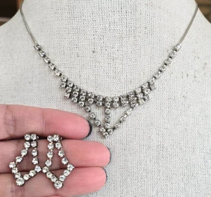 Vintage klar Strass Chevron silberfarben Halsband Halskette 16" Ohrringe Set - Bild 1 von 7