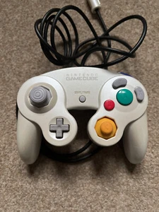 **Official** Nintendo Gamecube Pearl White Controller Gamepad Game Pad DOL-003 - Picture 1 of 7