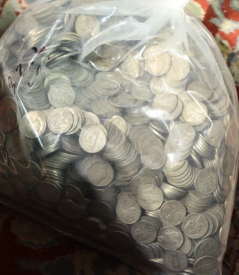 (100) US War Nickels Jefferson 1942-45 Silver Nice Lot - Image 1 of 2