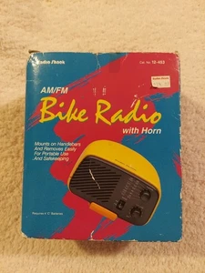Radio Shack Bike Radio With Horn, Catalog 12-453, AM-FM - Picture 1 of 4
