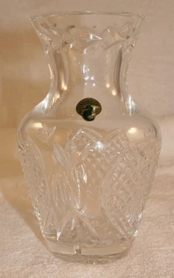 WATERFORD LEAD CRYSTAL WEDDING HEIRLOOM COLLECTION 7" VASE NO BOX - Image 1 of 4