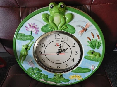 Frog wall clock (ceramic) - Image 1 of 3