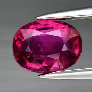ES 2.39 ct. Rubí Natural Oval Rojo Madagascar - Imagen 1 de 9