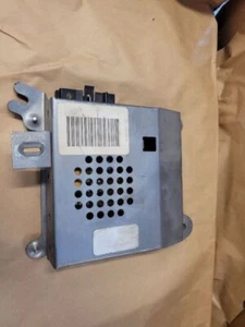 90 91 NEW YORKER BODY CONTROL MODULE BCM 152617 - Picture 1 of 3