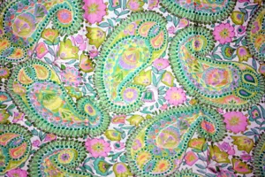 LARGE PAISLEY IN GREEN, PINK AND YELLOW - 100% COTTON FABRIC - Picture 1 of 5