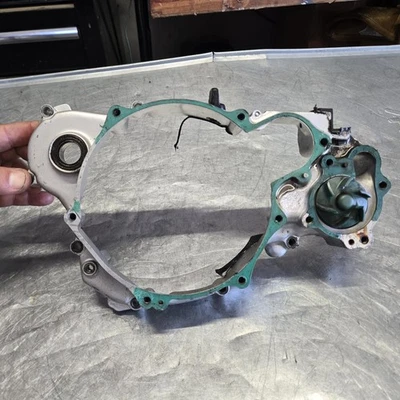 Крышка внутреннего сцепления двигателя 1997 Yamaha Yz250 2 - Изображение 1 из 4