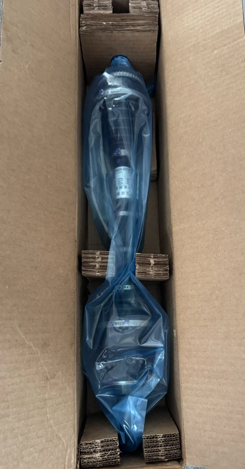 Toyota Highlander 2017 2018 2019 2,7 L L4 OEM juego de ejes CV con tuercas de bloqueo Foto 1 de 4