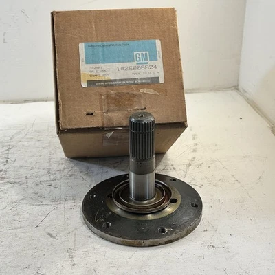 New OEM GM 26006824 Axle Shaft Left DR Side Yukon Escalade Denali Tahoe GMC - Image 1 of 4