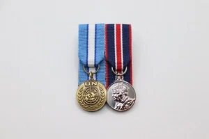 Medallas en miniatura montadas medalla de coronación de Chipre y Reyes de la ONU - Imagen 1 de 1
