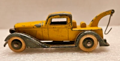 Tootsietoy No. 0806 and No. 0515 Graham Vehicles - Image 1 of 4