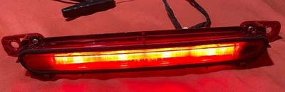 Chevrolet Malibu 2013-2015 tercera luz de freno LED lámpara de parada de montaje alto OEM OE Foto 1 de 4