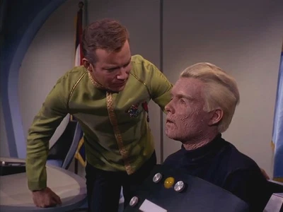 Guión de TV de 2 horas de Star Trek "The Menagerie" (10/93/66) Captain Pike - Reimpresión Foto 1 de 4