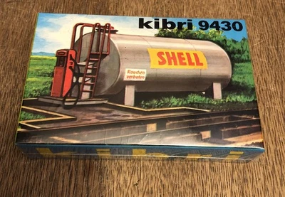 Kibri 9430 Shell Fueling Station Kit HO Measures 12 X 10X 4,5 Completed - Image 1 of 2