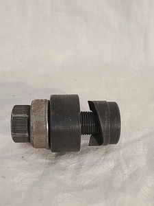Greenlee  Conduit Punch & Die Knockout 500-4040 Draw Stud - Picture 1 of 8