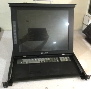 CONSOLA RACK CONMUTADORA BELKIN F1DC116B-DR 17" LCD 16 PUERTOS PR03 KVM - Imagen 1 de 11