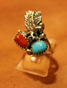 Anillo de mujer águila navajo con coral + turquesa, plata, joyería india - Imagen 1 de 7