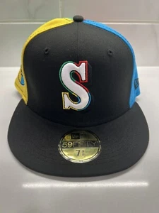New Era 59FIFTY Seattle Mariners Holiday Games Simon Fitted Cap Hat Black - Picture 1 of 11