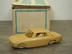 Alfa Romeo GTA - Provence Moulage 1:43 in Box *51179 - Bild 1 von 3