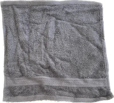 Toallita Tommy Hilfiger All American 100 % algodón 13" x 13" - gris acero Foto 1 de 4