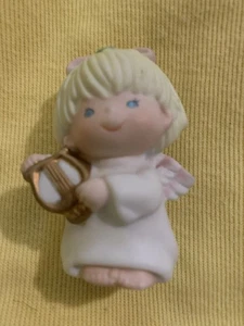 Cute Ceramic Christmas Angel Figurine - Picture 1 of 3