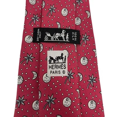 Corbata para hombre Hermes Constelación Luna Sol Estrellas Rojo Seda 7804 FA 3,75" x 58,5" usada en excelente estado Foto 1 de 4