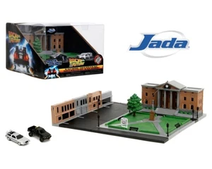 Jada Nano Szene Zurück in die Zukunft Hill Valley Gerichtsgebäude 34804 DeLorean SR5 - Bild 1 von 3