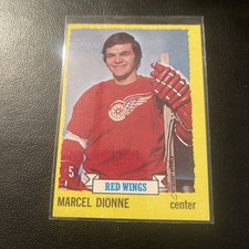 1973-74 TOPPS HOCKEY MARCEL DIONNE #17 RED WINGS