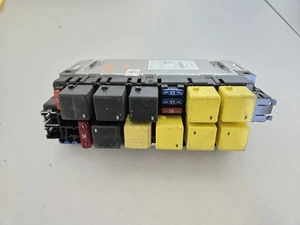 OEM - SAM FUSE RELAY BOX FITS MERCEDES-BENZ A0285459832 - Picture 1 of 6