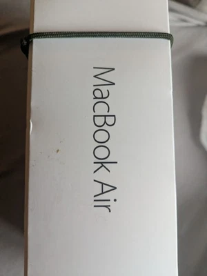 Apple MacBook Air - Bild 1 von 4