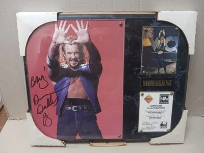 WWE WWF WCW ECW Diamante Dallas Página DDP Autografiado Firmado Placa Foto Certificado de Autenticidad Salón de la fama Foto 1 de 4