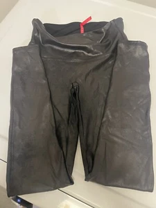 SPANX schwarze Leggings aus Kunstleder Größe Large L - Bild 1 von 2