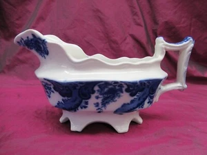 Antique W.M. Grindley Argyle (Flow Blue) porcelain gravy boat 7.5" - Picture 1 of 8