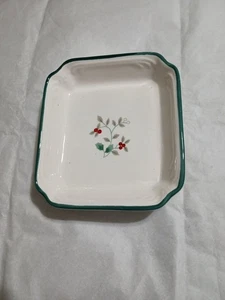 Pfaltzgraff "Winterberry" Tidbit (ZZ) - Picture 1 of 2