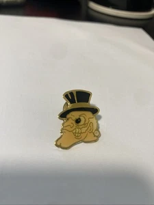 Wake Forest Demon Deacons Pin NCAA Hut Anstecknadel - ACC - Bild 1 von 3