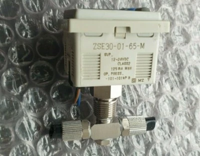 SMC ZSE30-01-65-M PRESSURE SWITCH  (IN19S1B3) - Image 1 of 2