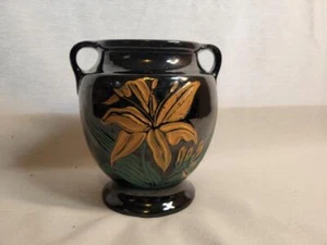 Vintage USA Made Keramik Pottery Urne/Vase Doppelgriff Blumenmuster - Bild 1 von 1