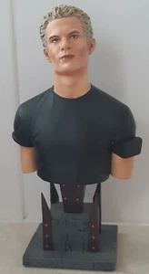 Buffy the Vampire Slayer Spike Bust Dene Mason Black Shirt Variant MAC 39/2500 - Picture 1 of 9