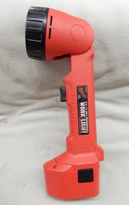 MILWAUKEE 49-24-0100 Flashlight / Work Light 9.6V / 12V + Battery 48-11-0140 - Image 1 of 4