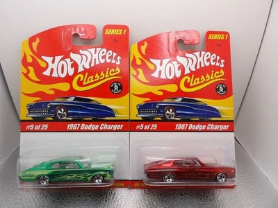 Dodge Charger 1967 Hot Wheels Classics serie 1 1:64 lote de dos autos Foto 1 de 3