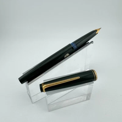 Montblanc Nº Pluma Estilográfica 22 Resina Verde 14C Oro Plumín Medio Para Piezas Foto 1 de 4