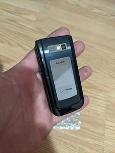 Nokia 6205 Verizon Batman The Knight Dark Edition (prototype) - Picture 1 of 8