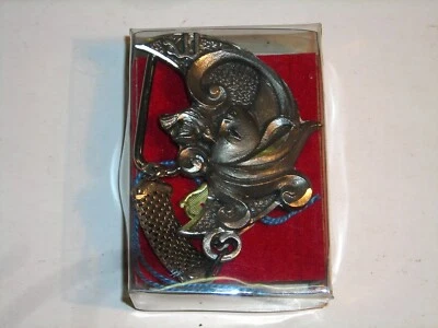 PORTACHIAVI/KEYCHAIN SEGNO ZODIACALE VERGINE PELTRO 88% CESELLATO A MANO VINTAGE - Immagine 1 di 4